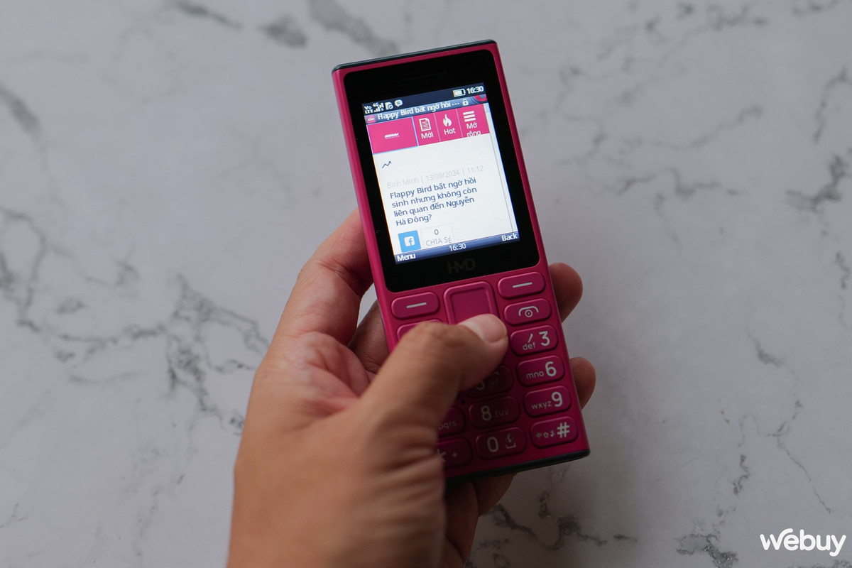 HMD 105 4G là lựa chọn phù hợp cho những ai cần một chiếc điện thoại phổ thông bền bỉ, dễ sử dụng, và có những tính năng cần thiết như kết nối 4G, pin lâu, và FM radio không dây. Sản phẩm có giá bán chính hãng tại thị trường Việt Nam là 650.000 đồng.