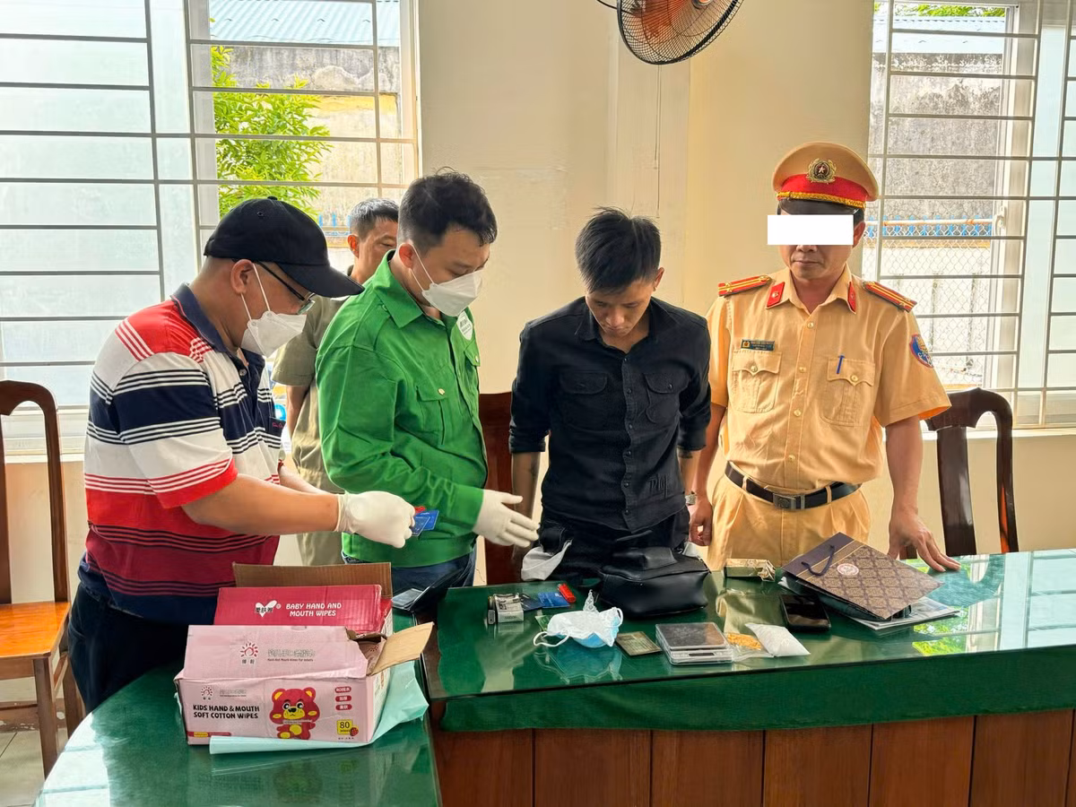 Triet xoa duong day ma tuy lon nhat tai Quang Ngai