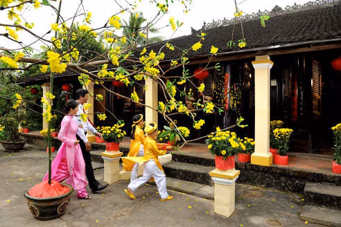 Cảnh chúc tết ngày nay.