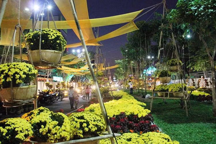 Đây luôn là điểm đến hút khách bậc nhất TP HCM vào dịp tết Nguyên Đán.