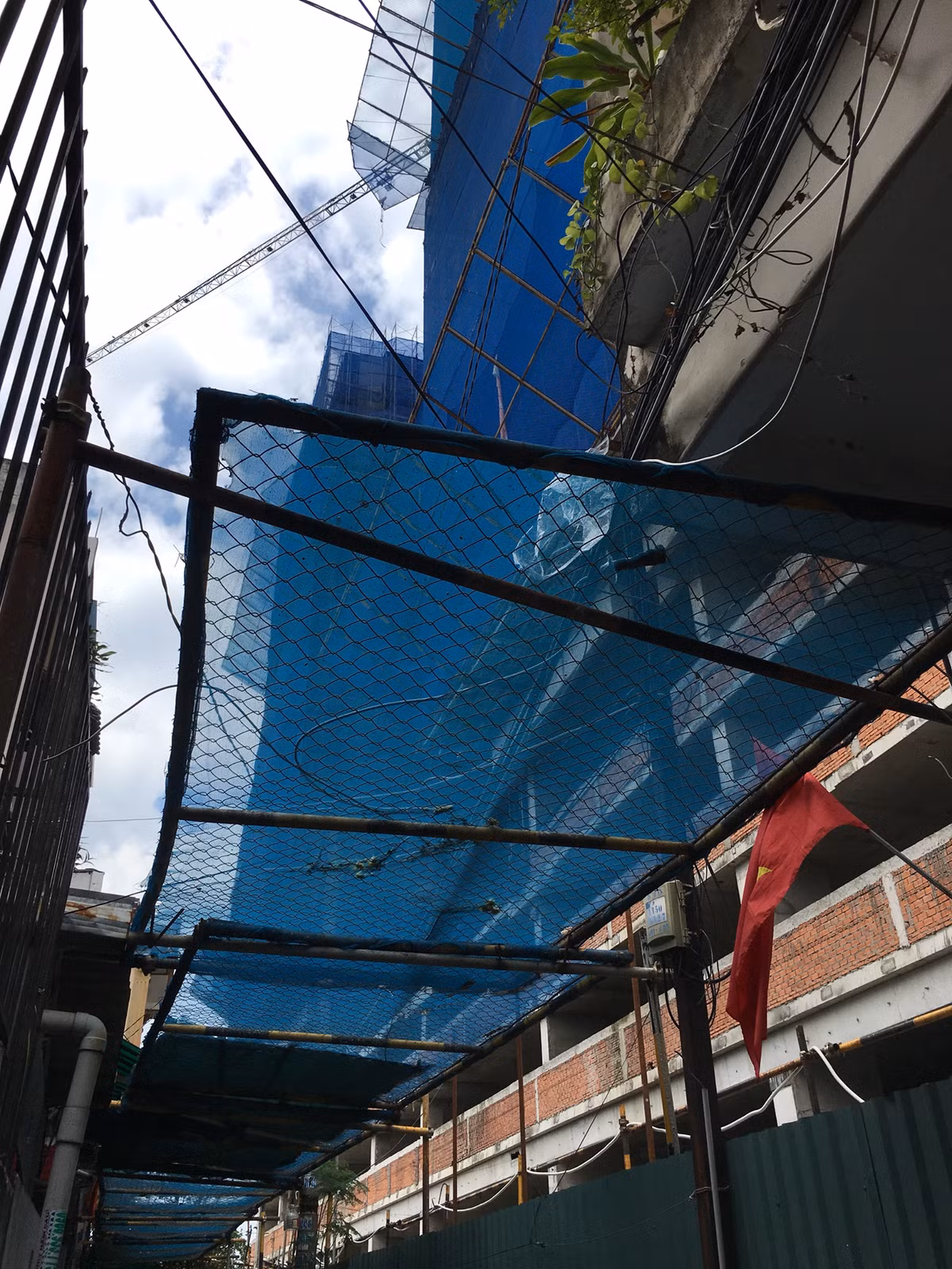 Nguoi dan khiep so vi Richmond City cua Hung Thinh thi cong thieu an toan-Hinh-6