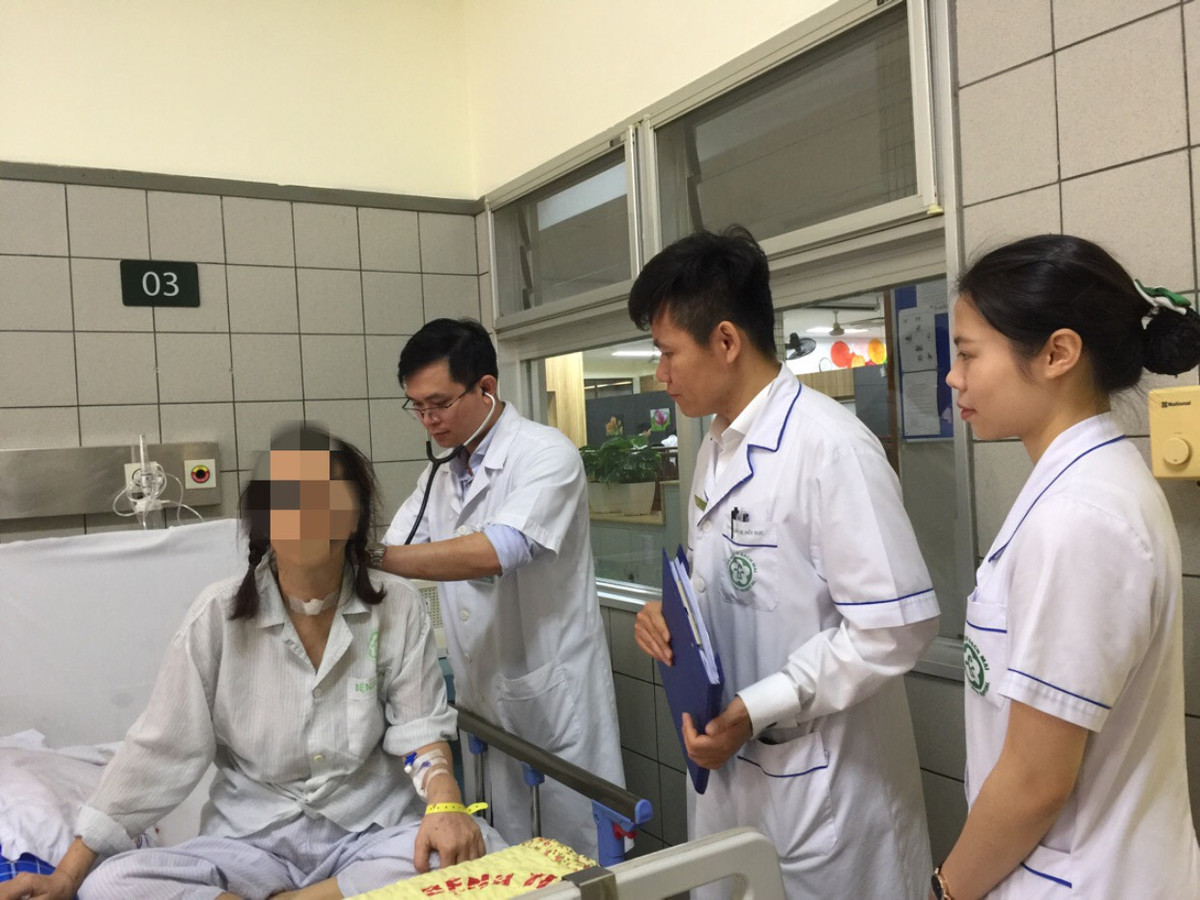 Chu quan voi dau vai gay, suyt chet vi u xam lan tim va phoi