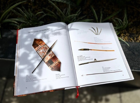 Sach lich su gan 250 hinh anh chan thuc ve quan doi Tay Son-Hinh-3