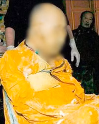 Đến tháng 9/2002, tức 75 năm sau khi Lạt Ma Dashi-Dorzho Itigilov qua đời, các nhà khoa học và bệnh lý học một lần nữa khai quật xác ướp của ông lên để kiểm tra.