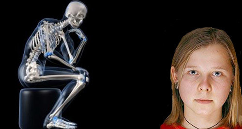 Natasha Demkina sống ở Nga có khả năng nhìn xuyên thấu cơ thể người. Sở hữu đôi mắt giống như một chiếc máy chụp X-quang, Natasha có thể phát hiện những vấn đề bên trong cơ thể người và chẩn đoán tình hình sức khỏe. Theo lời kể của mẹ, cô gái này có khả năng đặc biệt trên từ năm 10 tuổi.