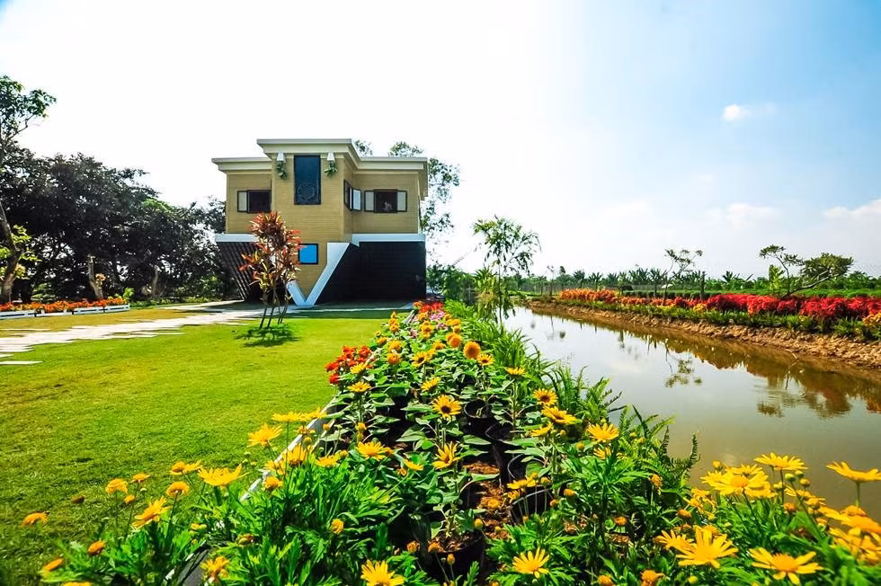 Nhung ngoi nha “doc va di” nhat tai Viet Nam-Hinh-2