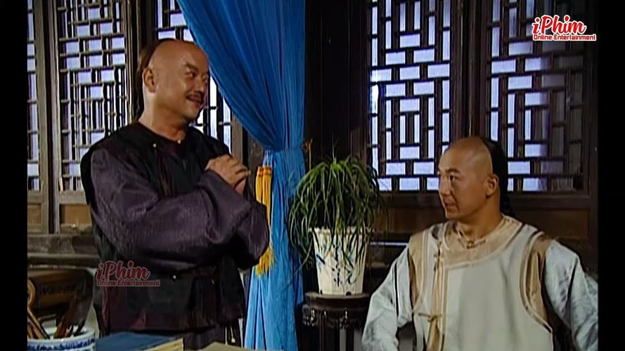 Năm 1805, Kỷ Hiểu Lam qua đời ở tuổi 81. Khi ấy, đích thân hoàng đế Gia Khánh viết văn bia, văn tế cho vị quan này. Đây được xem là một ân sủng cực lớn đối với Kỷ Hiểu Lam.