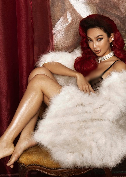 Dù đã qua nửa chặng đường nhiệm kỳ Miss Grand International 2021, sức nóng của Thùy Tiên đối với truyền thông trong lẫn ngoài nước đều chưa có dấu hiệu thuyên giảm.