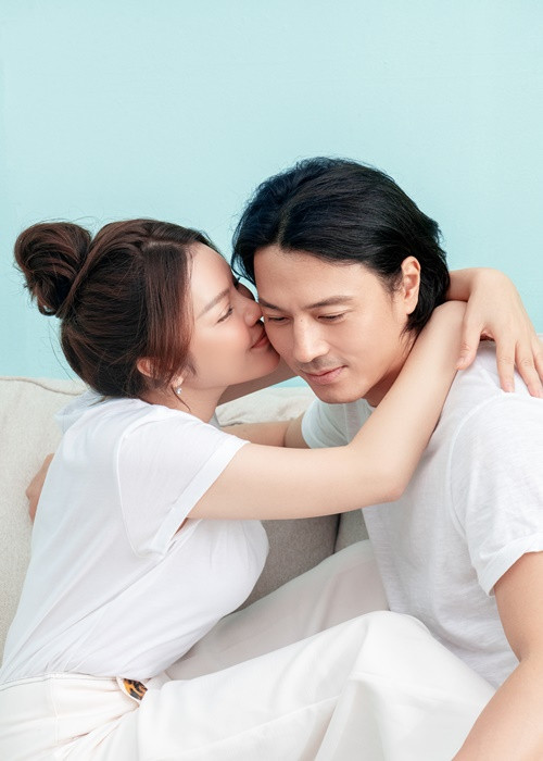 Lý Nhã Kỳ tiết lộ: "Tôi và anh Han Jae Suk hiểu nhau rất nhiều. Chúng tôi có phản ứng hóa học trong vai diễn Quang Kha - Thiên Di trong phim. Chúng tôi đã "dư" cảm xúc để hiểu nhau qua cảm xúc vai diễn và qua tính cách của cả hai bên ngoài, chỉ cần nhìn nhau thôi anh Han sẽ biết tôi muốn nói gì và ngược lại. Có thể nói tôi làm tốt vai Thiên Di với tâm lí giằng xé và mâu thuẫn nội tâm tốt đều nhờ vào Quang Kha - Han Jae Suk giúp đỡ".