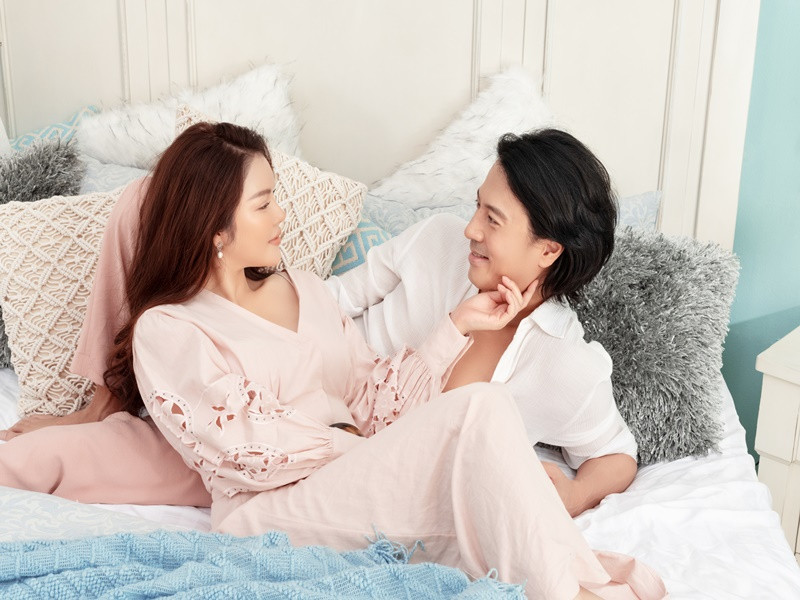 Người tình màn ảnh của Lý Nhã Kỳ được biết đến là người đàn ông của gia đình.