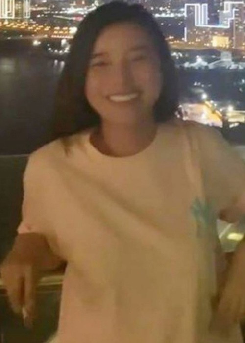 Năm 2020, Cao Thái Hà vướng ồn ào hút thuốc phì phèo ở ban công tại nhà riêng. Số đông khán giả chỉ trích nữ diễn viên bởi cho rằng hành động của cô có thể ảnh hưởng tiêu cực đến người hâm mộ.