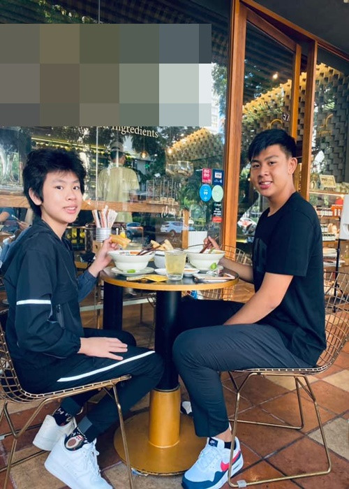 Phước Quang sở hữu gương mặt bầu bĩnh, nhiều đường nét giống mẹ. Ảnh: FBNV