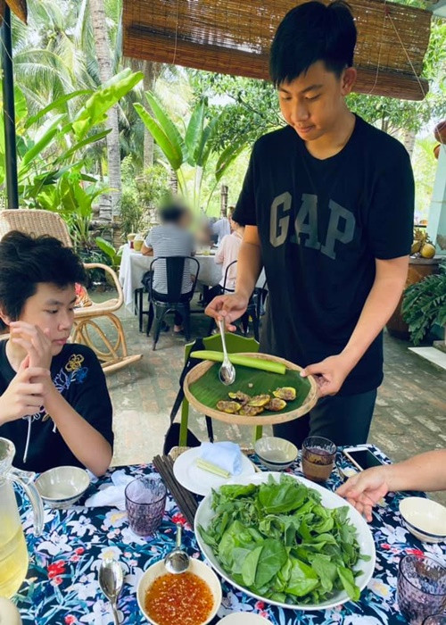 Kim Thư từng không chia sẻ hình ảnh các con trong thời gian dài. Ảnh: FBNV