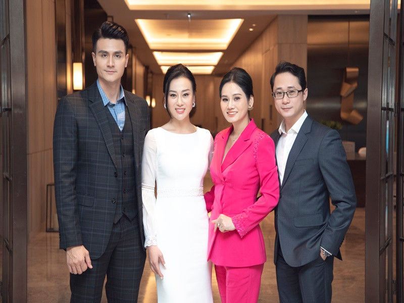 Sự chừng mực với bạn diễn khác giới của Vĩnh Thụy càng làm Phương Oanh thêm tôn trọng anh.