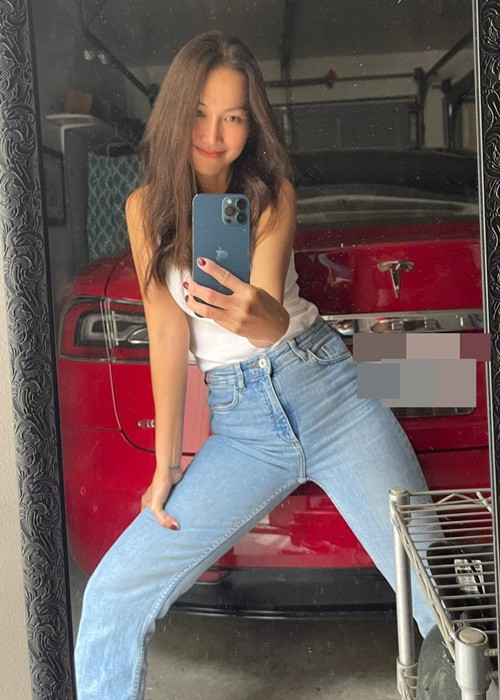 Ở Mỹ, Kim Hiền sản xuất show cá nhân về du lịch, đời sống.