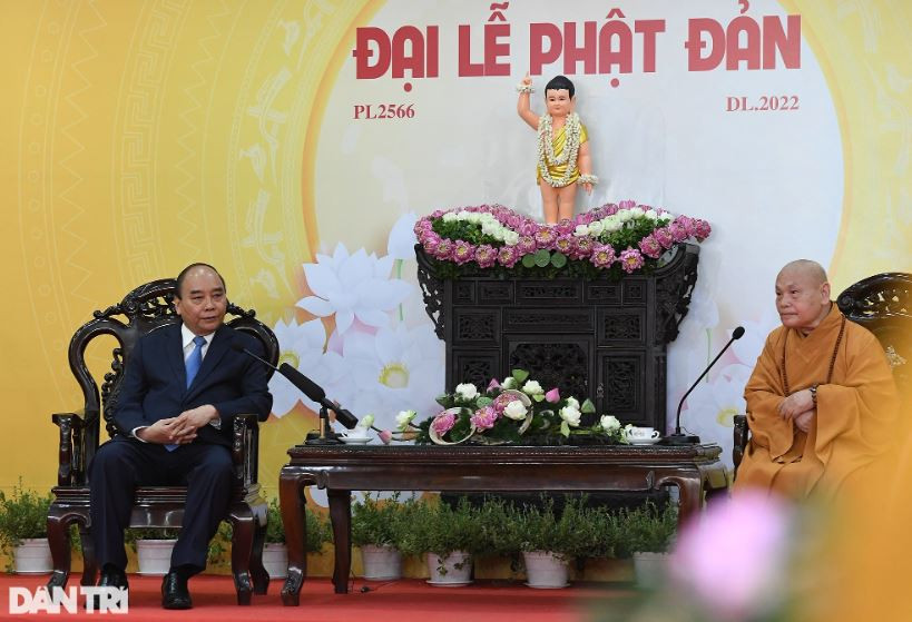 Tại buổi gặp, người đứng đầu Nhà nước thay mặt Đảng, Nhà nước, các cơ quan Trung ương, địa phương gửi lời chúc sức khỏe, chúc mừng Đại lễ Phật đản đến hòa thượng Thích Thiện Nhơn và tất cả phật tử chùa Minh Đạo.