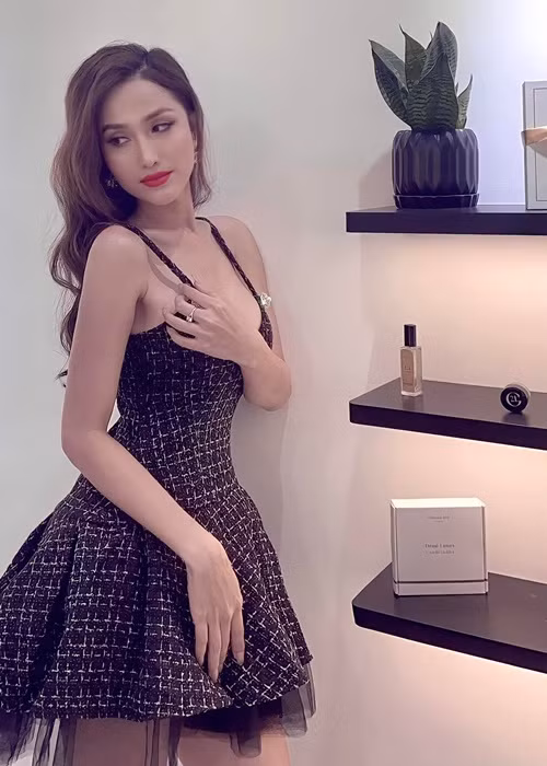 Năm 2018, Hoài Sa đăng ký cuộc thi Giọng hát việt. Tại cuộc thi này, cô vào vòng đối đầu rồi dừng chân.