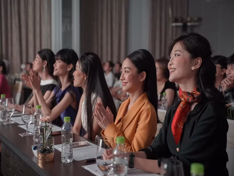 Nakatani Akari chia sẻ khó khăn lớn nhất khi tiếp xúc với nhạc Trịnh nằm ở lời bài hát, khó để lý giải hơn tiếng Việt hằng ngày mà cô đã được học. Ảnh: FBNV