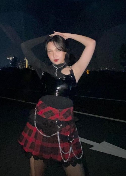 Theo Phương Thanh, con gái không mê showbiz như cô. Bản thân nữ ca sĩ cũng không định hướng cho con theo nghệ thuật.