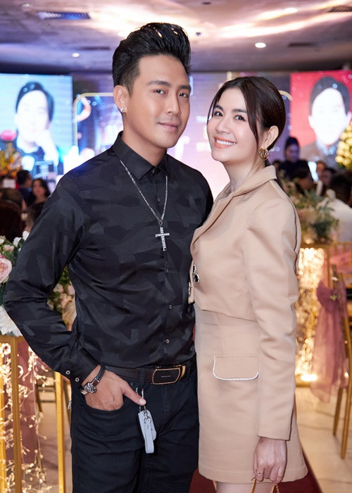 Vợ chồng Kha Ly - Thanh Duy cũng tham gia sự kiện.