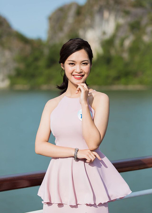 Tại Hoa hậu Thế giới Việt Nam 2019, người đẹp đến từ Hà Giang chưa có nhiều kinh nghiệm trình diễn lẫn tạo dáng. Ngoài ra, hạn chế của cô là chiều cao khá khiêm tốn (1m68).