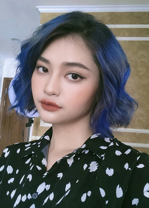 Thúy Hằng hiện tại có số đo 3 vòng 82-65-91 cm cùng chiều cao 1m7.