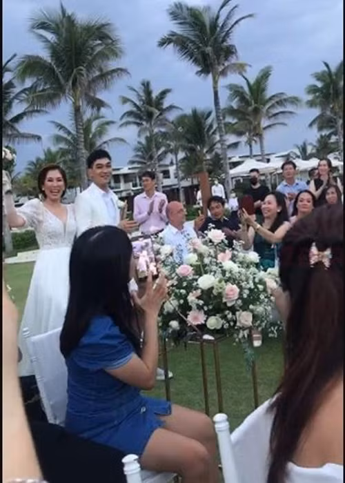 Năm 2021, Khương Ngọc công khai chuyện có con. Anh từ chối tiết lộ danh tính, hình ảnh nửa kia cũng như con gái. Tuy nhiên, Khương Ngọc cho biết, người bạn đời thông minh, xinh đẹp. Ảnh: Zing