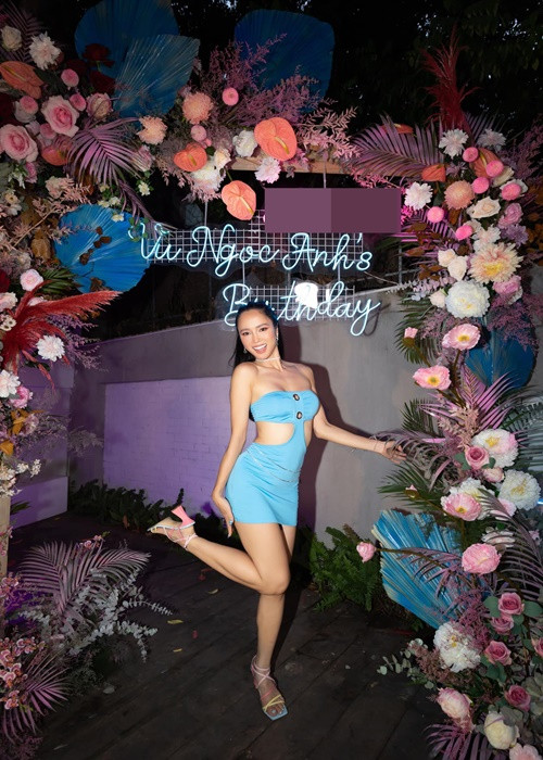 Nàng "Quyên" ngày càng gợi cảm kể từ khi gắn bó với Cường Seven.