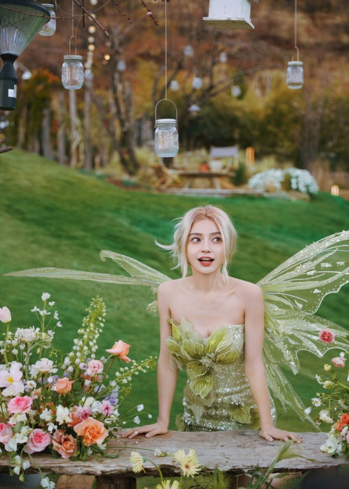 Angelababy - vợ cũ của Huỳnh Hiểu Minh ngày càng trẻ đẹp. Ảnh: Sohu