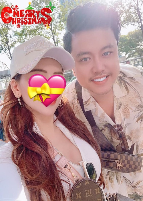 Nam người mẫu tiết lộ, tình cũ Yvonne Thúy Hoàng rất vui khi biết anh đã có bạn gái mới.