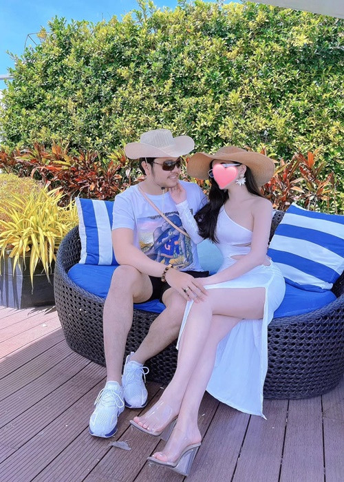 Trong mắt Vũ Hoàng Việt, nửa kia dễ thương, xinh đẹp, có tư duy trí tuệ.