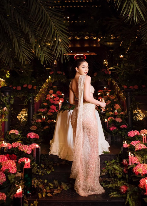 L.K đã nhắn tin riêng cho Ngọc Trinh nhưng vẫn không nhận được động thái hợp tác nào từ phía chân dài gốc Trà Vinh. "Hồi mình bị chị ấy và ê-kíp bê nguyên nội dung của mình lên trên Instagram, Facebook, mình có inbox nhắn tin riêng cho chị Ngọc Trinh nhưng chị ấy không những không xóa mà còn không cho mình một dòng biên tập nào cả", L.K cho hay.