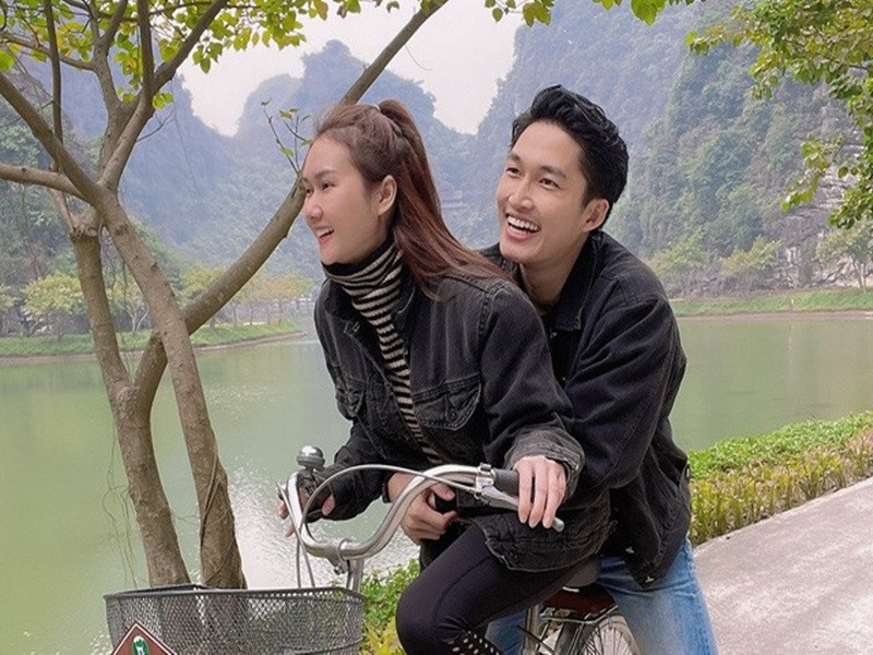 Đình Tú đến nay vẫn chưa lên tiếng về chuyện chia tay Hương Giang. Phản ứng của nam diễn viên không quá khó hiểu bởi anh từng khẳng định bản thân rất ít khi nhắc đến chuyện cá nhân, nhất là chuyện tình cảm. Ảnh: Lao động