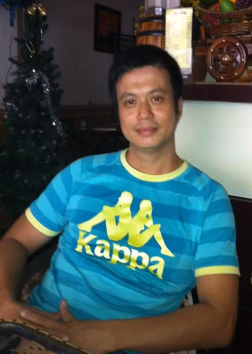 Chia sẻ với Ngôi sao năm 2017, Bá Anh cho biết, có được như ngày hôm nay là công lớn của bà xã. Bởi vợ luôn chu đáo và biết thông cảm cho Bá Anh. Ngược lại, những khi vợ đi làm xa, nam diễn viên đưa đón con đi học, vào bếp nấu nướng.