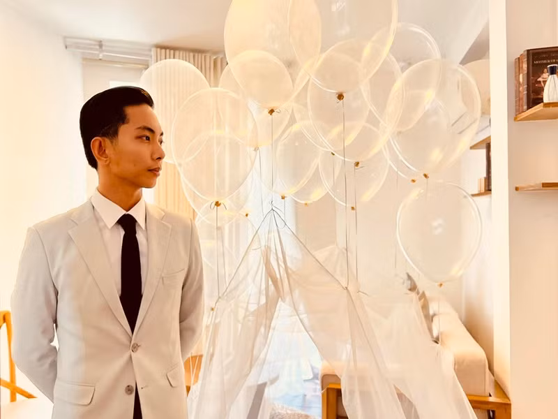 Phan Hiển từng tâm sự rằng, đám cưới là điều anh muốn làm sau sự hy sinh lớn lao của bà xã để anh có sự nghiệp thăng hoa như hiện tại.