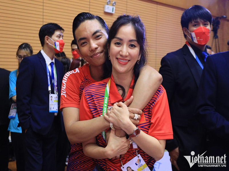 Ở SEA Games năm nay, Khánh Thi giữ vai trò huấn luyện trưởng của đội tuyển dancesport Việt Nam bên cạnh Chí Anh. Ảnh: Vietnamnet