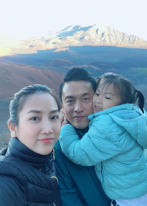 Lam Trường - Yến Phương làm đám cưới vào năm 2014. Cặp đôi chênh nhau đến 17 tuổi.