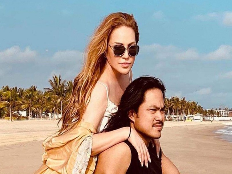 Tháng 2/2021, Thanh Hà xác nhận thông tin chia tay Roland. Sau khi “đường ai nấy đi”, hai người giữ mối quan hệ đồng nghiệp. Ít cư dân mạng bàn tán về câu chuyện chia tay của Thanh Hà. Ảnh: VOV