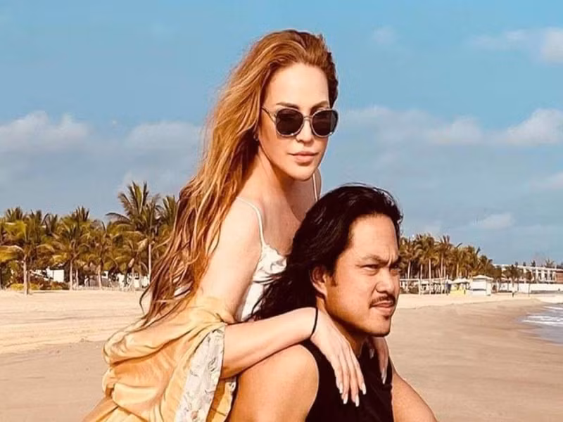 Tháng 2/2021, Thanh Hà xác nhận thông tin chia tay Roland. Sau khi “đường ai nấy đi”, hai người giữ mối quan hệ đồng nghiệp. Ít cư dân mạng bàn tán về câu chuyện chia tay của Thanh Hà. Ảnh: VOV