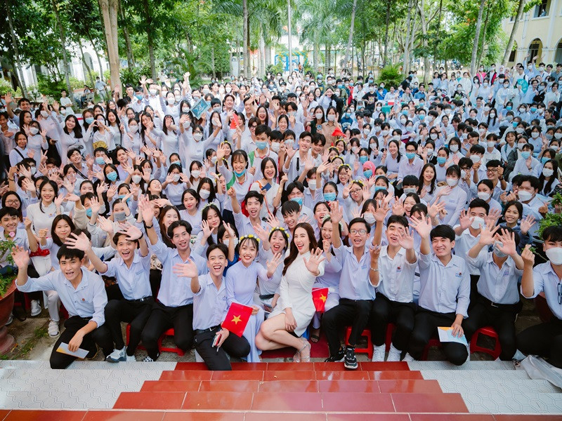 Ngoài dự án “STEPbyTIEN”, Thùy Tiên còn tham gia các hoạt động quảng bá cho cuộc thi Miss Grand Vietnam 2022 trong thời gian tới.
