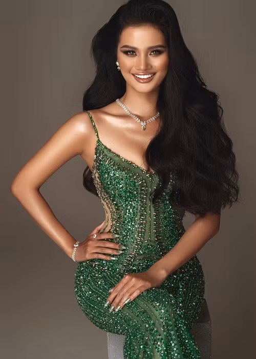 Lợi thế của Hương Ly là kỹ năng trình diễn cùng hình thể.