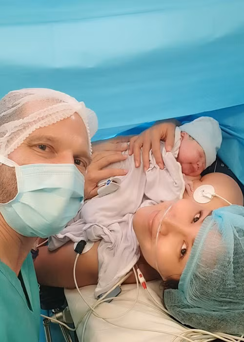 Bảo Trúc sinh con gái cho chồng Tây vào năm 2019.