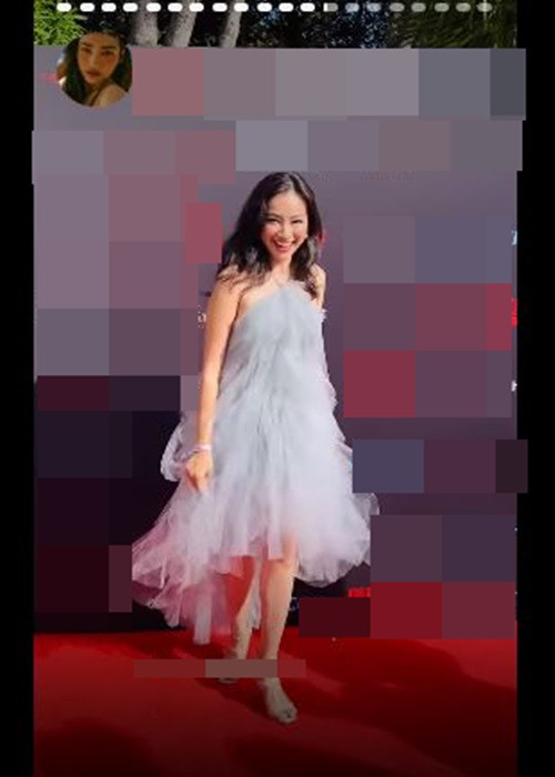 Người đẹp diện chiếc váy cổ yếm bồng bềnh tham gia một sự kiện. Ảnh: chụp màn hình