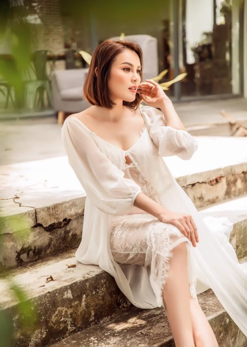 Người đẹp và chồng đại gia không tìm được tiếng nói chung trong công việc nên "đường ai nấy đi".