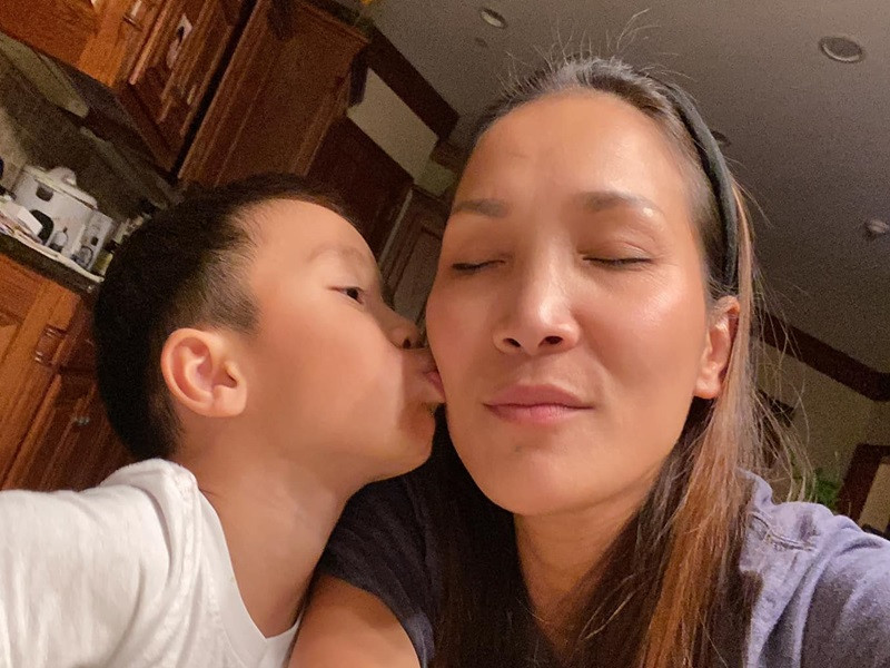 Hạnh phúc bên các con của Hồng Ngọc đầy bình dị.