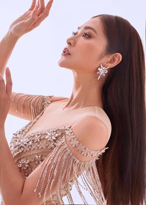 Trải qua một vài cuộc tình, Thanh Trúc vẫn giữ cách yêu của mình, đó là việc quan tâm, lo lắng hay chăm sóc cho người mình yêu. Ảnh: FBNV