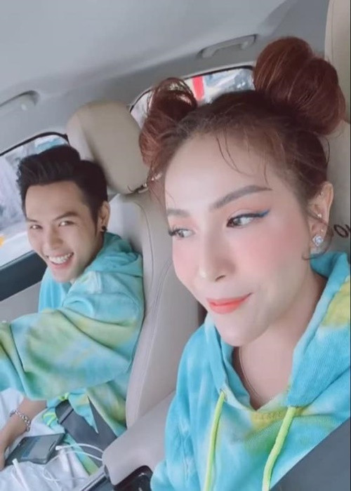 Võ Đăng Khoa từng thừa nhận say nắng Khả Như. Ngoài ra, cháu nuôi của Hoài Linh "nửa đùa nửa thật" chia sẻ rằng Khả Như là "crush" của mình, khi nào cô đồng ý cưới sẽ đến hỏi cưới ngay. Ảnh: Công lý và xã hội