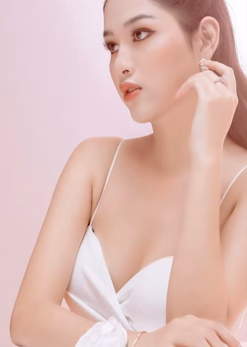 Ở Hoa hậu Việt Nam, người đẹp học được sự tự tin, những kỹ năng trình diễn, lối ứng xử thông minh, khéo léo hơn.