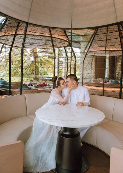 Ông xã hơn 7 tuổi chứng kiến những thành công, thất bại, làm điểm tựa vững chắc cho Mai Thu Huyền.