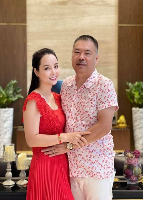 Doanh nhân Thang Văn Lương chưa bao giờ ghen tuông khi Mai Thu Huyền đóng cảnh tình cảm. Anh luôn hiểu và tôn trọng tính chất công việc, chưa bao giờ gặng hỏi vợ bất cứ điều gì.